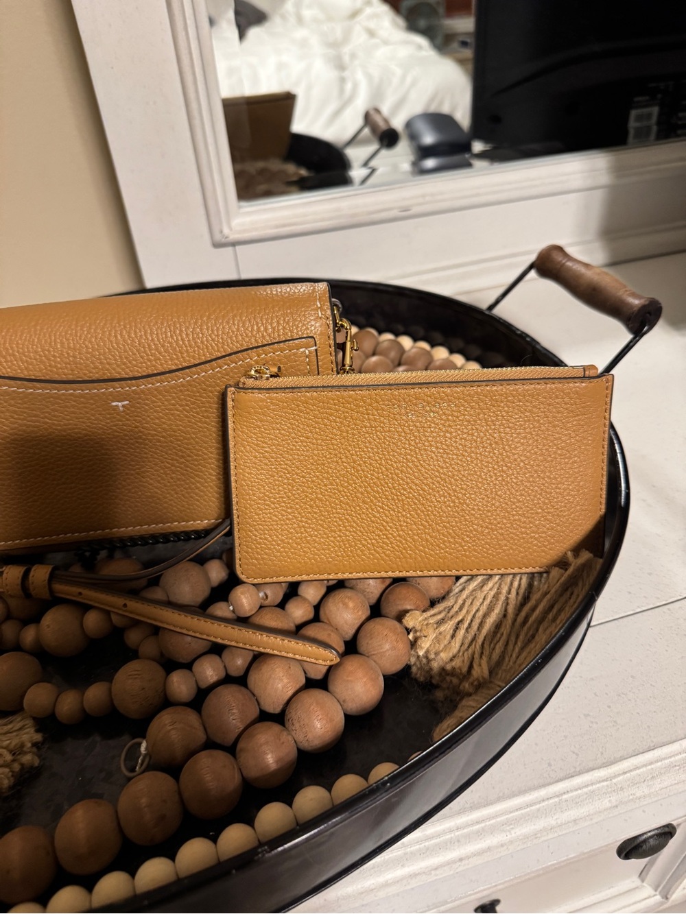 This Tory Burch Thea flap crossbody in Tiramisu & wallet - Picture 4 of 5